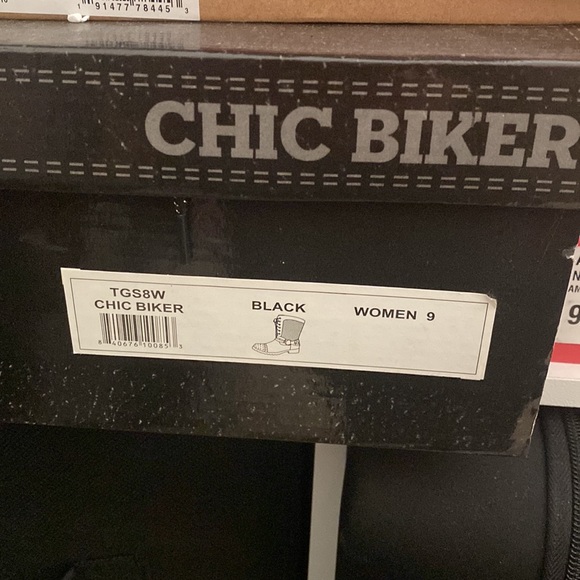 Chic biker moto boots with studs and sequins - Picture 7 of 7